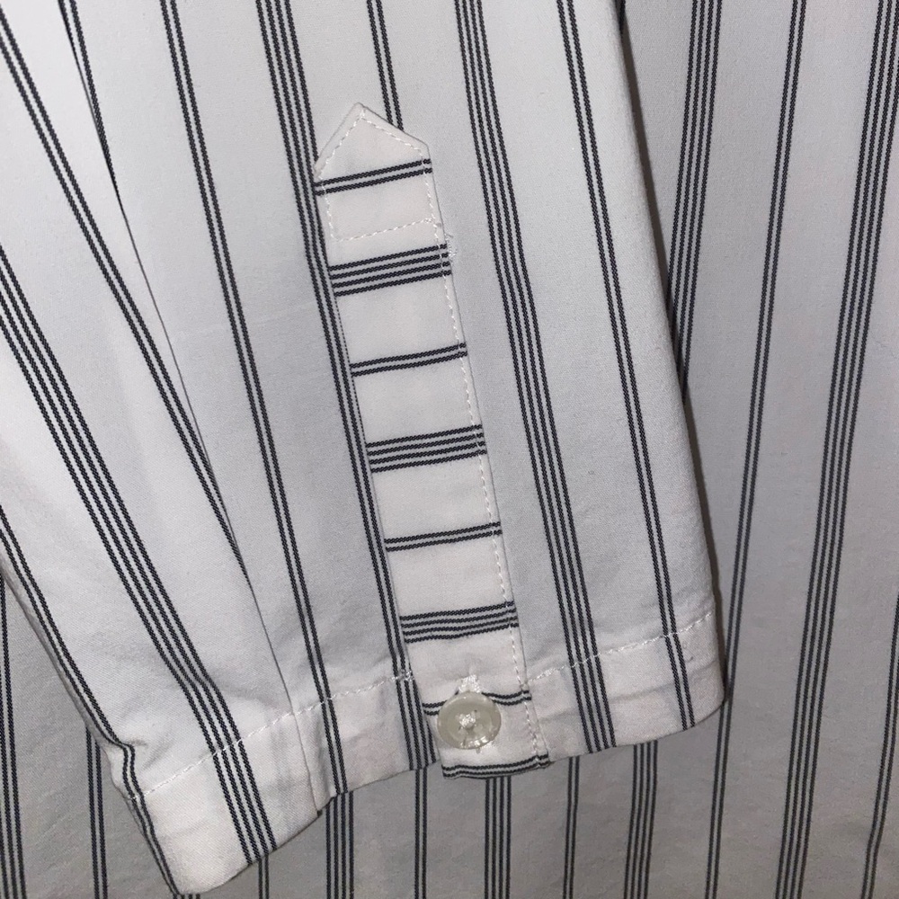 J Jill White Black Vertical Stripe Button down Long Sleeve High Low blouse Sz PL - Picture 4 of 7